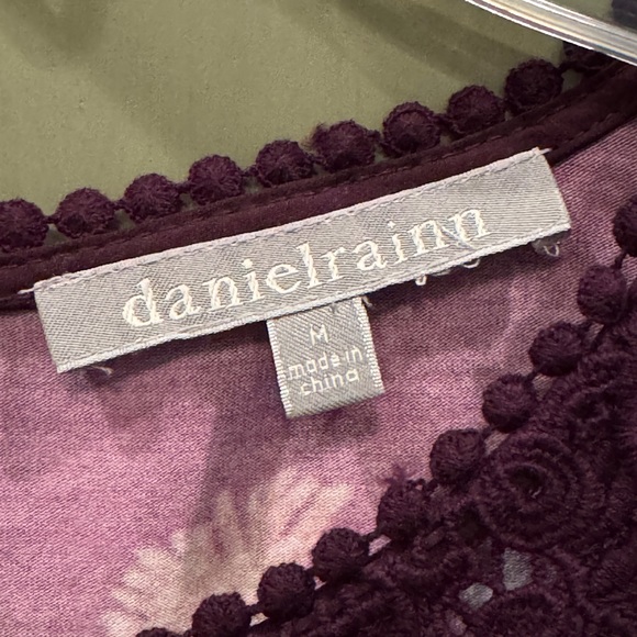 Daniel Rainn Purple Floral Lace Women's Blouse - Picture 5 of 5